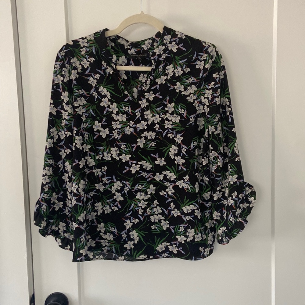 Banana republic blouse with floral print